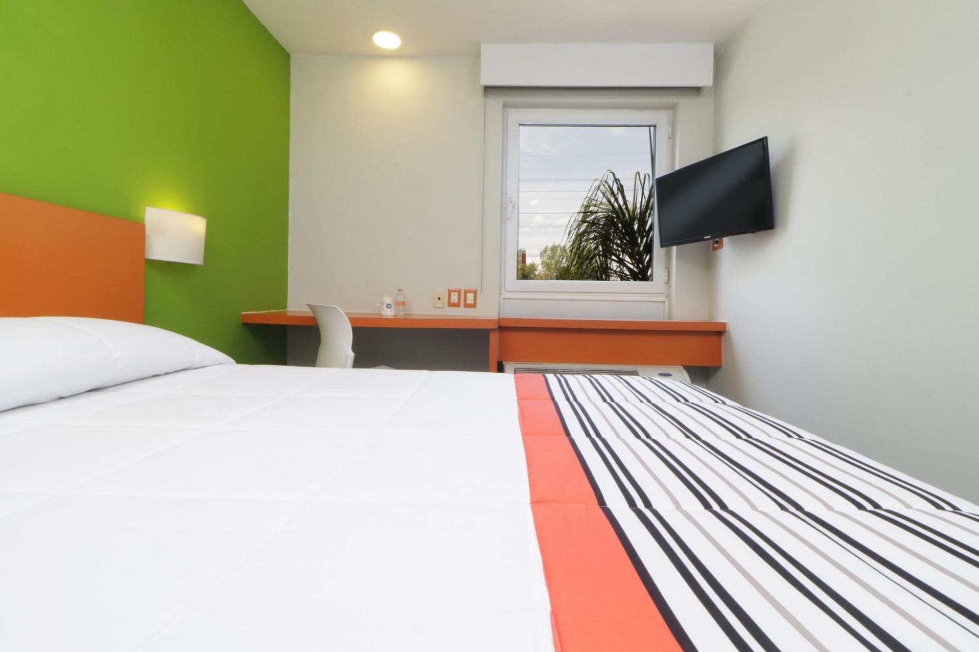 Hotel Express Junior By Marriott Guadalajara Periferico Sur