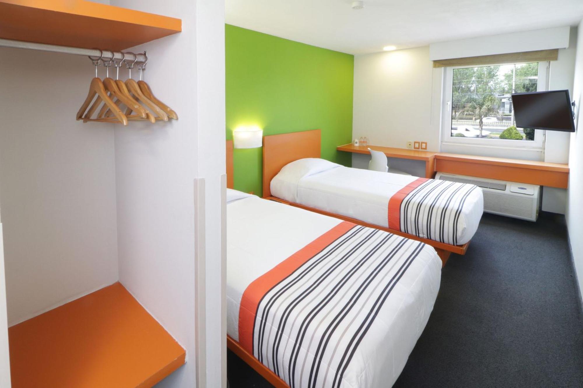 Express Junior By Marriott Guadalajara Periferico Sur 3*