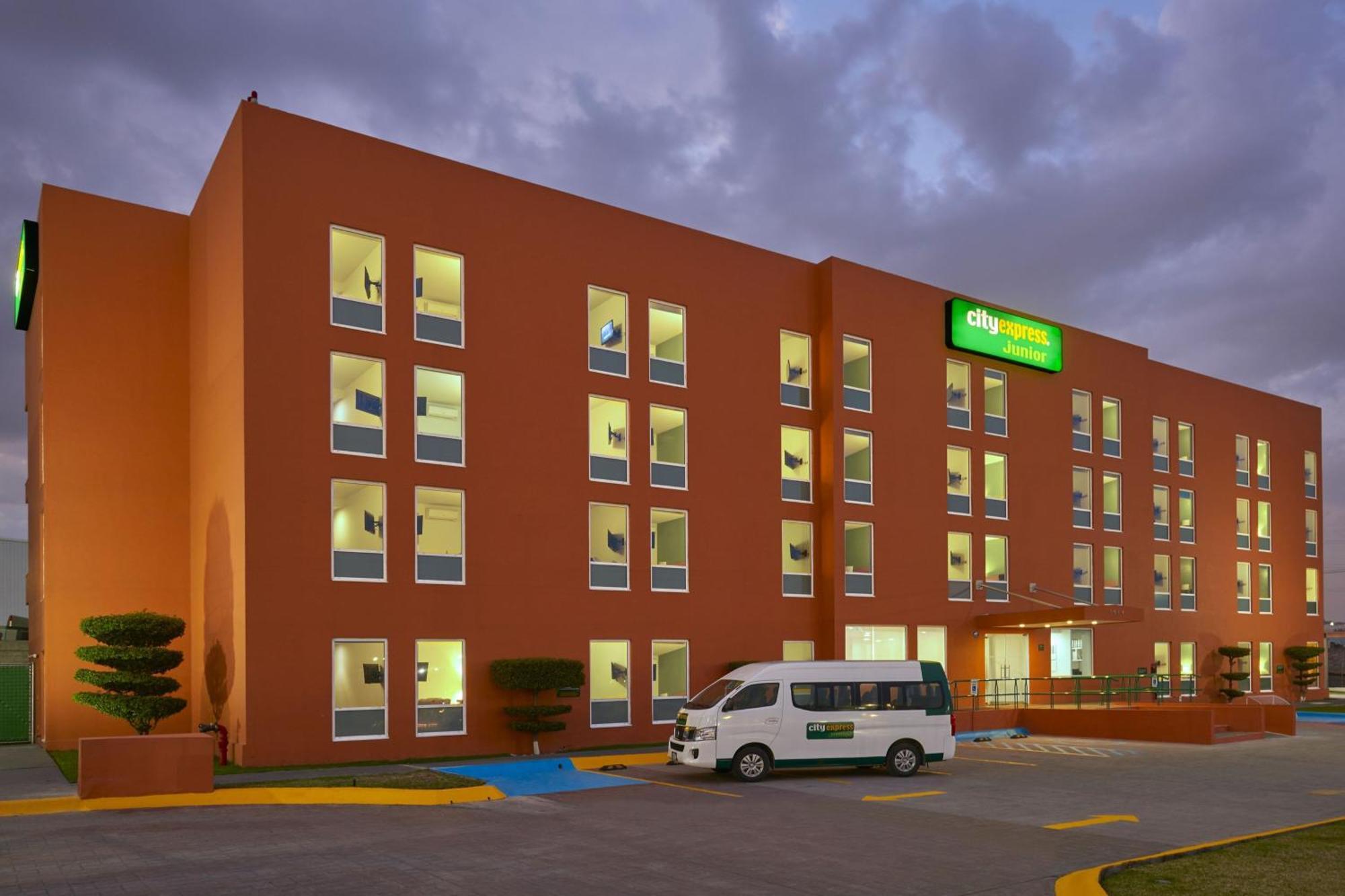 Express Junior By Marriott Guadalajara Periferico Sur