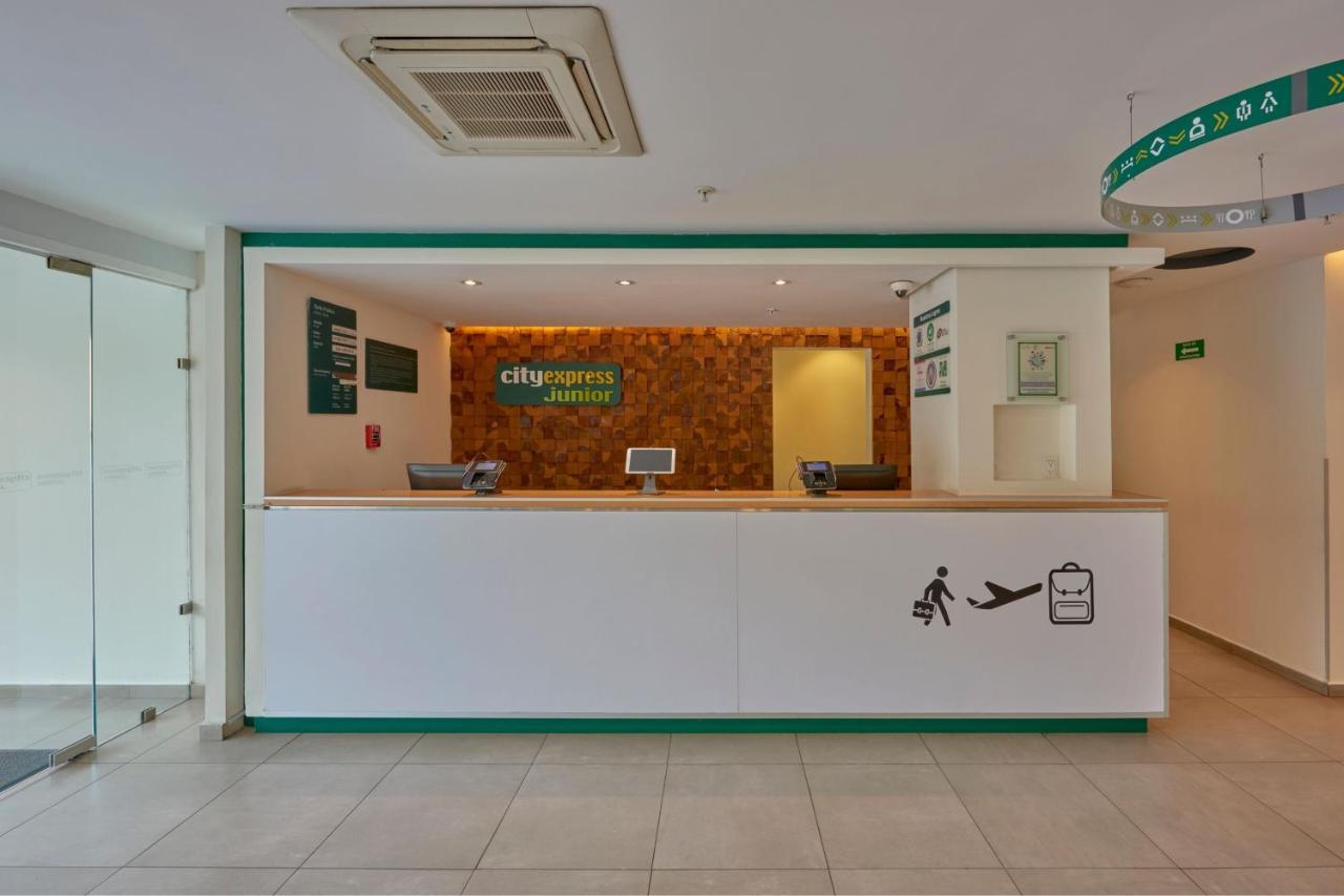 Express Junior By Marriott Guadalajara Periferico Sur Hotel Tlaquepaque
